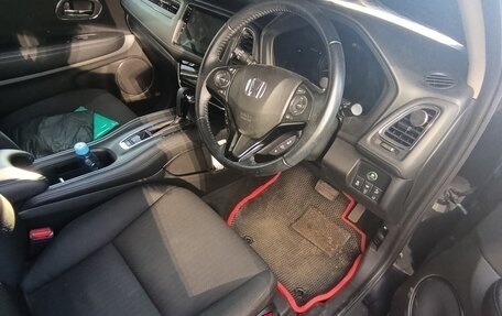 Honda Vezel, 2016 год, 1 696 000 рублей, 19 фотография