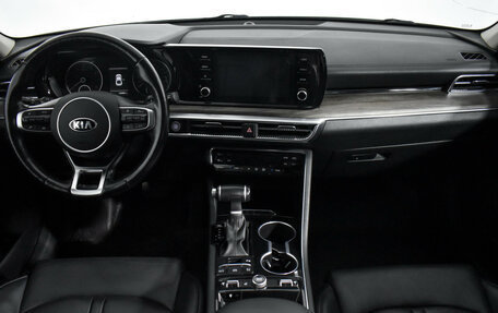 KIA K5, 2020 год, 2 340 000 рублей, 17 фотография