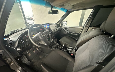 Chevrolet Niva I рестайлинг, 2017 год, 768 000 рублей, 10 фотография