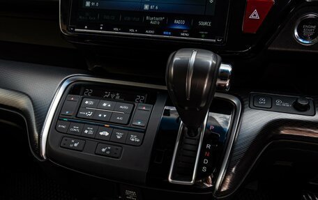 Honda Stepwgn IV, 2019 год, 2 420 000 рублей, 14 фотография