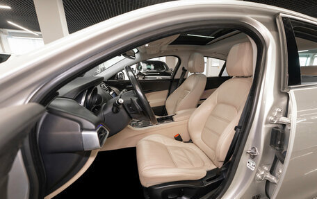 Jaguar XE I рестайлинг, 2015 год, 1 790 000 рублей, 9 фотография
