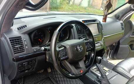 Toyota Land Cruiser 200, 2011 год, 2 650 000 рублей, 5 фотография