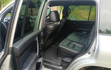 Toyota Land Cruiser 200, 2011 год, 2 650 000 рублей, 6 фотография