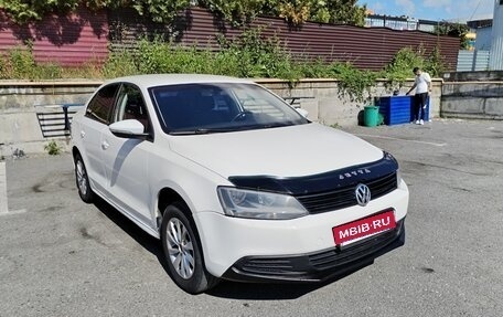 Volkswagen Jetta VI, 2014 год, 565 000 рублей, 2 фотография