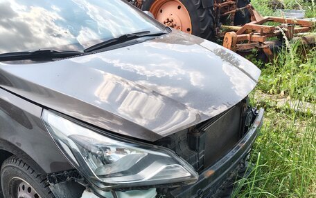 Hyundai Solaris II рестайлинг, 2015 год, 350 000 рублей, 7 фотография