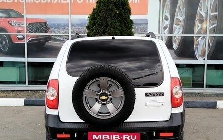Chevrolet Niva I рестайлинг, 2018 год, 720 000 рублей, 6 фотография