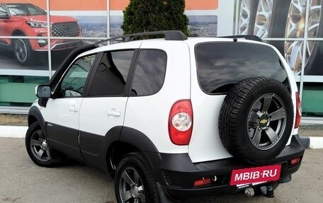 Chevrolet Niva I рестайлинг, 2018 год, 720 000 рублей, 7 фотография