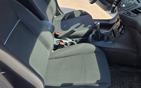 Ford Fiesta, 2017 год, 820 000 рублей, 24 фотография