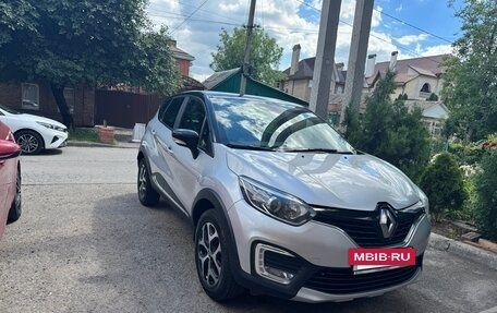 Renault Kaptur I рестайлинг, 2018 год, 1 400 000 рублей, 2 фотография