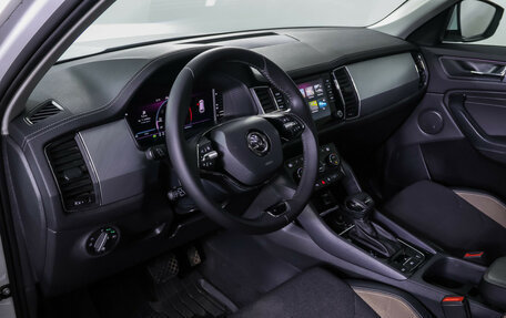 Skoda Kodiaq I, 2022 год, 3 850 000 рублей, 16 фотография