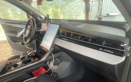 Geely Atlas, 2024 год, 2 790 000 рублей, 10 фотография