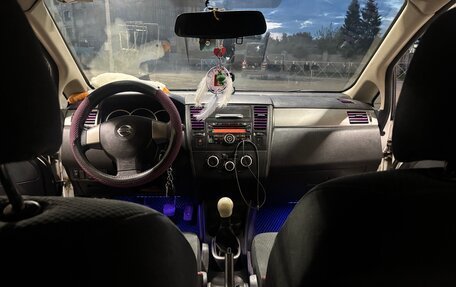 Nissan Tiida, 2011 год, 670 000 рублей, 10 фотография