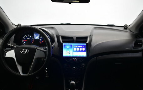 Hyundai Solaris II рестайлинг, 2011 год, 550 000 рублей, 5 фотография