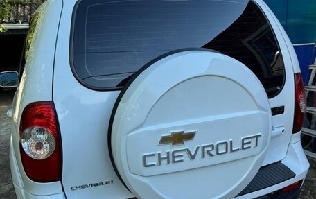 Chevrolet Niva I рестайлинг, 2011 год, 740 000 рублей, 8 фотография