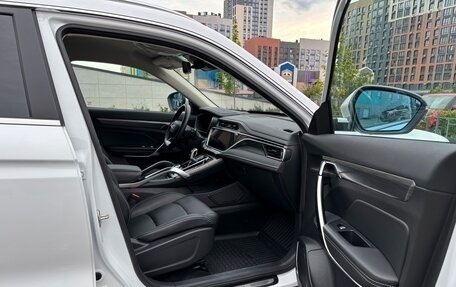 Geely Atlas, 2022 год, 2 050 000 рублей, 10 фотография