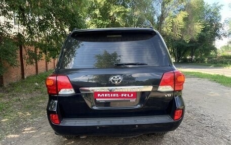 Toyota Land Cruiser 200, 2014 год, 2 950 000 рублей, 6 фотография