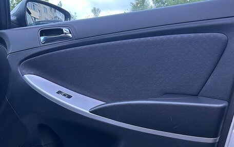 Hyundai Solaris II рестайлинг, 2014 год, 1 090 000 рублей, 10 фотография