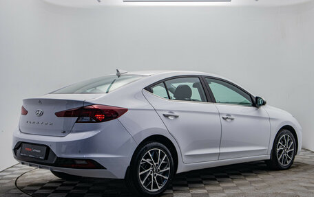 Hyundai Elantra VI рестайлинг, 2019 год, 1 840 000 рублей, 5 фотография