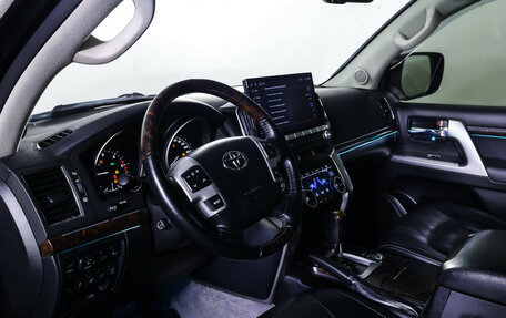 Toyota Land Cruiser 200, 2012 год, 3 590 000 рублей, 16 фотография