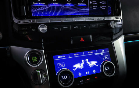 Toyota Land Cruiser 200, 2012 год, 3 590 000 рублей, 18 фотография