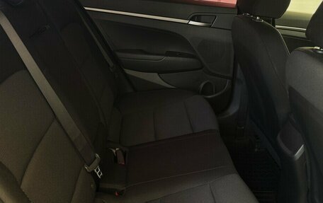 Hyundai Elantra VI рестайлинг, 2017 год, 1 875 000 рублей, 12 фотография