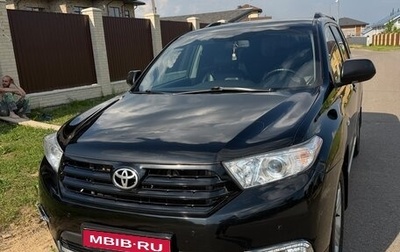 Toyota Highlander III, 2012 год, 2 100 000 рублей, 1 фотография