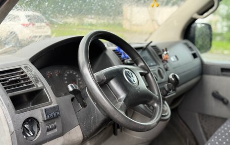 Volkswagen Transporter T5 рестайлинг, 2003 год, 430 000 рублей, 13 фотография