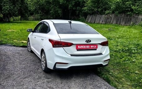 Hyundai Solaris II рестайлинг, 2019 год, 4 фотография