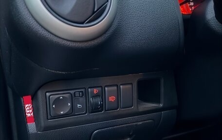 Nissan Note II рестайлинг, 2010 год, 690 000 рублей, 9 фотография