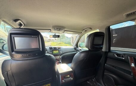 Toyota Highlander III, 2012 год, 2 100 000 рублей, 8 фотография