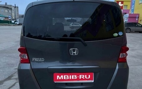 Honda Freed I, 2009 год, 999 000 рублей, 4 фотография