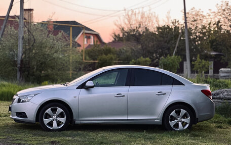 Chevrolet Cruze II, 2011 год, 800 000 рублей, 6 фотография