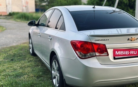 Chevrolet Cruze II, 2011 год, 800 000 рублей, 13 фотография