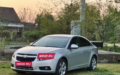 Chevrolet Cruze II, 2011 год, 800 000 рублей, 2 фотография