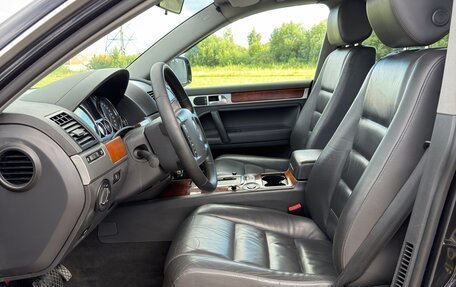 Volkswagen Touareg III, 2006 год, 895 000 рублей, 24 фотография