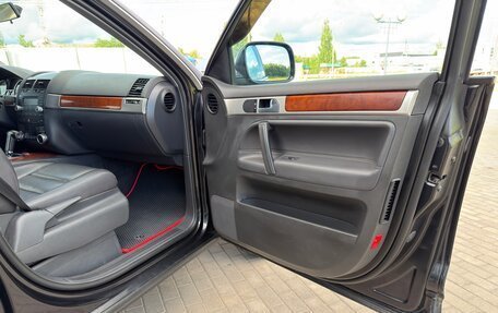 Volkswagen Touareg III, 2006 год, 895 000 рублей, 30 фотография