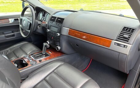Volkswagen Touareg III, 2006 год, 895 000 рублей, 31 фотография