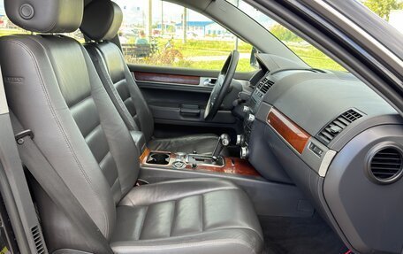 Volkswagen Touareg III, 2006 год, 895 000 рублей, 29 фотография