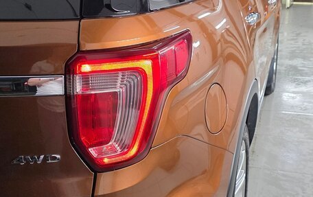 Ford Explorer VI, 2017 год, 2 650 000 рублей, 6 фотография