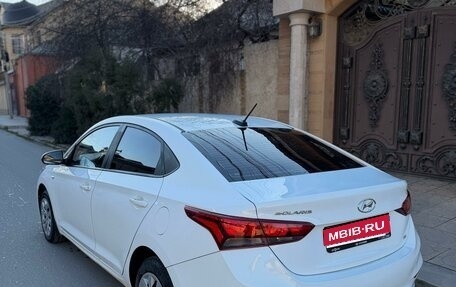 Hyundai Solaris II рестайлинг, 2017 год, 799 000 рублей, 1 фотография