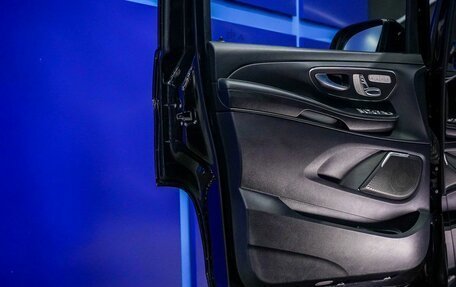 Mercedes-Benz V-Класс, 2020 год, 6 700 000 рублей, 17 фотография
