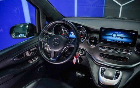 Mercedes-Benz V-Класс, 2020 год, 6 700 000 рублей, 29 фотография