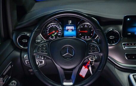 Mercedes-Benz V-Класс, 2020 год, 6 700 000 рублей, 30 фотография