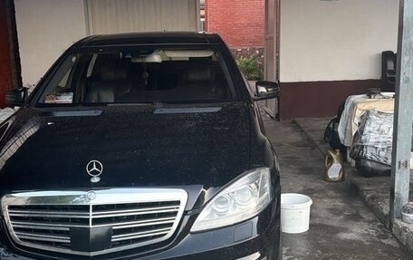 Mercedes-Benz S-Класс, 2007 год, 1 350 000 рублей, 30 фотография