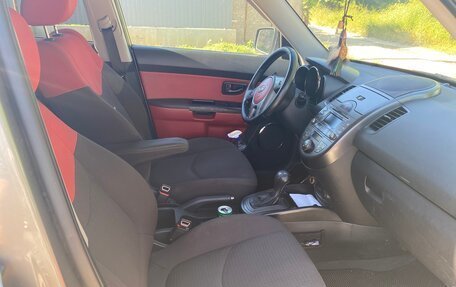 KIA Soul I рестайлинг, 2010 год, 650 000 рублей, 13 фотография