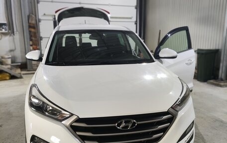 Hyundai Tucson III, 2016 год, 2 300 000 рублей, 10 фотография
