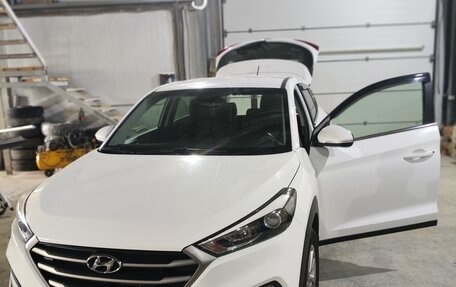 Hyundai Tucson III, 2016 год, 2 300 000 рублей, 5 фотография