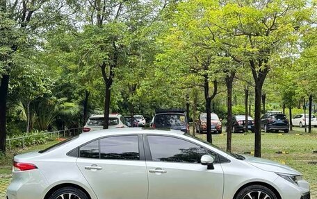 Toyota Corolla, 2022 год, 1 400 000 рублей, 4 фотография