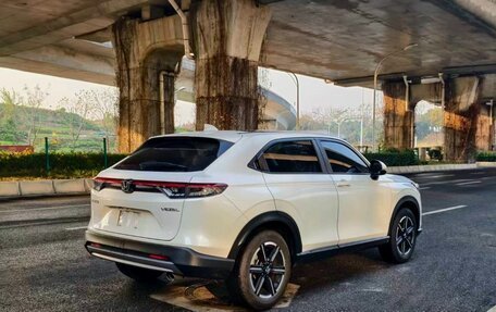 Honda Vezel, 2023 год, 1 685 000 рублей, 4 фотография