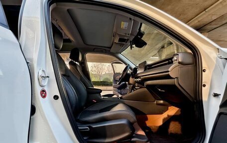 Honda Vezel, 2023 год, 1 685 000 рублей, 13 фотография